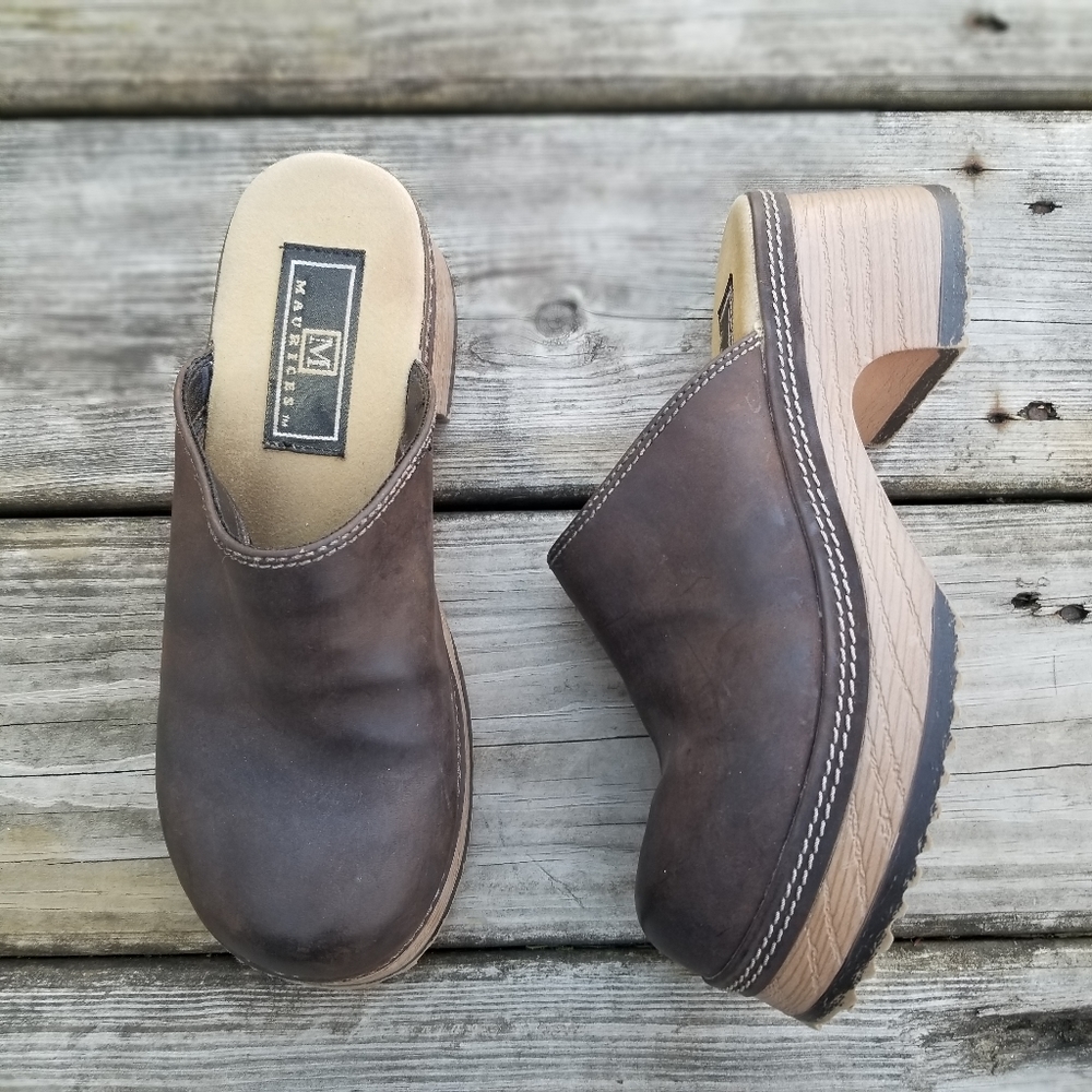 Vintage 90s y2k Maurices Brown Faux Vegan Leather Chunky Platform Clogs Mules